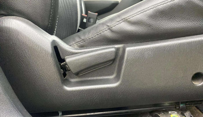 2021 Maruti Alto VXI PLUS, Petrol, Manual, 8,371 km, Driver Side Adjustment Panel