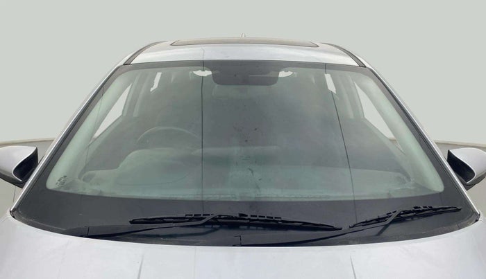 2021 Hyundai NEW I20 ASTA (O) 1.5 CRDI MT, Diesel, Manual, 28,396 km, Front Windshield