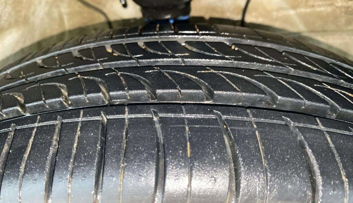 2019 Maruti S PRESSO VXI+, Petrol, Manual, 69,179 km, Right Front Tyre Tread