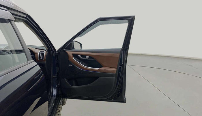 2022 Hyundai ALCAZAR 1.5 SIGNATURE (O) AT 6STR, Diesel, Automatic, 39,681 km, RHS Front Door