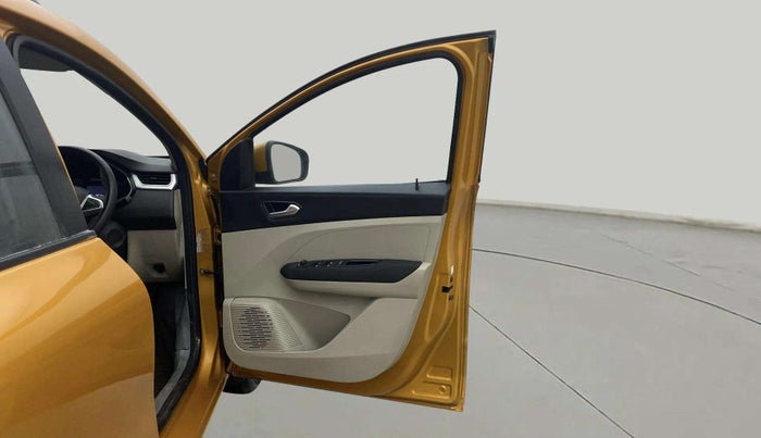 2020 Renault TRIBER RXZ, Petrol, Manual, 58,680 km, RHS Front Door