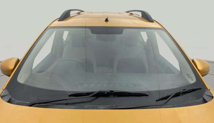 2020 Renault TRIBER RXZ, Petrol, Manual, 58,680 km, Front Windshield