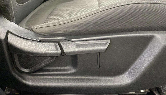 2022 KIA SELTOS HTK PLUS 1.5 DIESEL, Diesel, Manual, 30,749 km, Driver Side Adjustment Panel