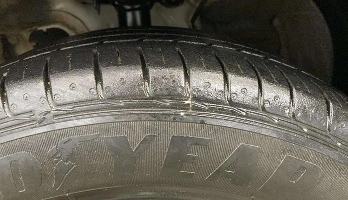 2022 KIA SELTOS HTK PLUS 1.5 DIESEL, Diesel, Manual, 30,749 km, Left Front Tyre Tread