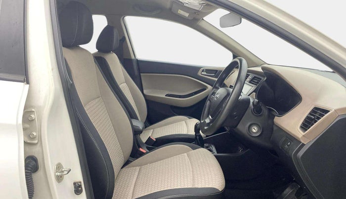 2017 Hyundai Elite i20 SPORTZ 1.2, Petrol, Manual, 75,242 km, Right Side Front Door Cabin