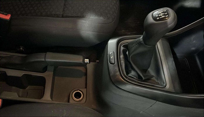 2020 Tata ALTROZ XE PETROL, Petrol, Manual, 26,767 km, Gear Lever