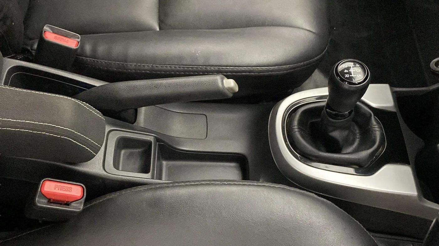 2019 Honda WR-V 1.2L I-VTEC VX MT, Petrol, Manual, 26,613 km, Gear Lever