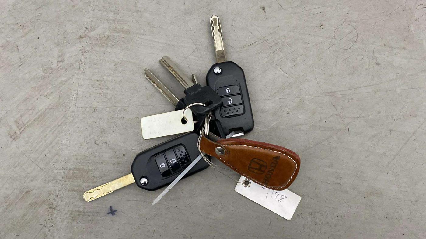 2019 Honda WR-V 1.2L I-VTEC VX MT, Petrol, Manual, 26,613 km, Key Close Up