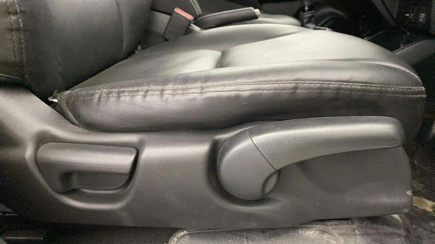 2019 Honda WR-V 1.2L I-VTEC VX MT, Petrol, Manual, 26,613 km, Driver Side Adjustment Panel