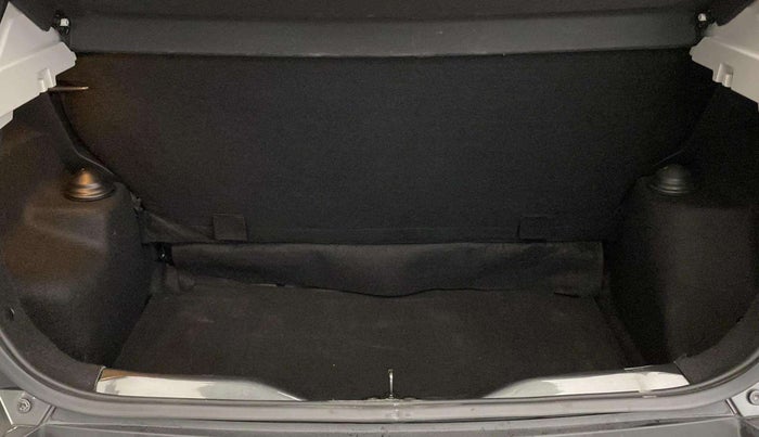 2024 Tata PUNCH ADVENTURE RHYTHM PACK MT, Petrol, Manual, 12,329 km, Boot Inside