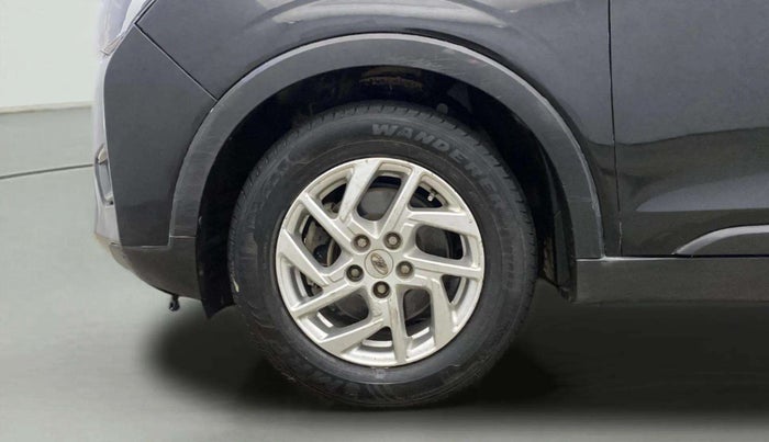 2022 Mahindra XUV300 W8 1.2 PETROL, Petrol, Manual, 24,971 km, Left Front Wheel
