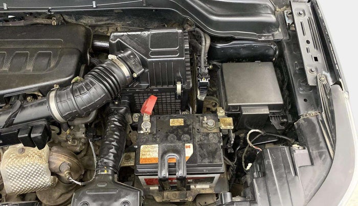2022 Mahindra XUV300 W8 1.2 PETROL, Petrol, Manual, 24,971 km, Engine View - Left