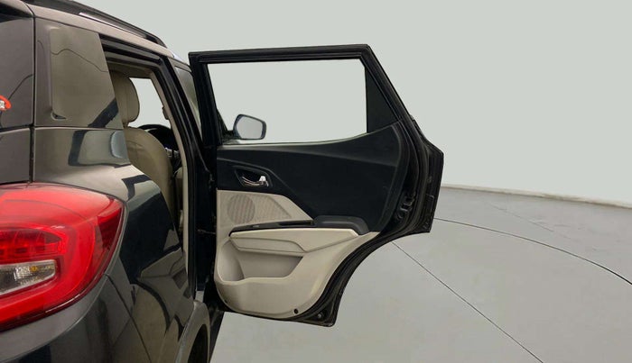 2022 Mahindra XUV300 W8 1.2 PETROL, Petrol, Manual, 24,971 km, RHS Rear Door