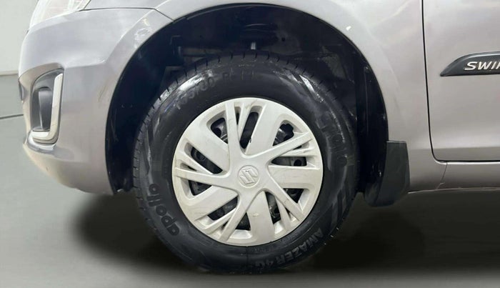 2015 Maruti Swift VXI, Petrol, Manual, 60,571 km, Left Front Wheel