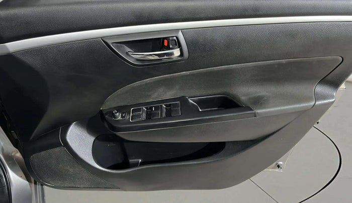 2015 Maruti Swift VXI, Petrol, Manual, 60,571 km, Driver Side Door Panels Control
