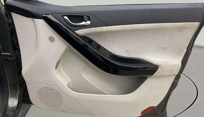 2021 Tata NEXON XZ PLUS PETROL, Petrol, Manual, 51,961 km, Driver Side Door Panels Control