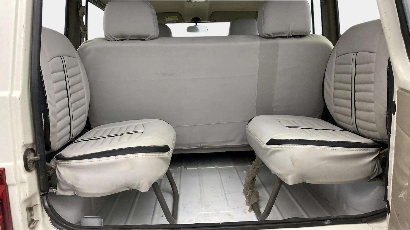 2022 Mahindra Bolero B6 (O), Diesel, Manual, 36,818 km, Third Seat Row ( optional )