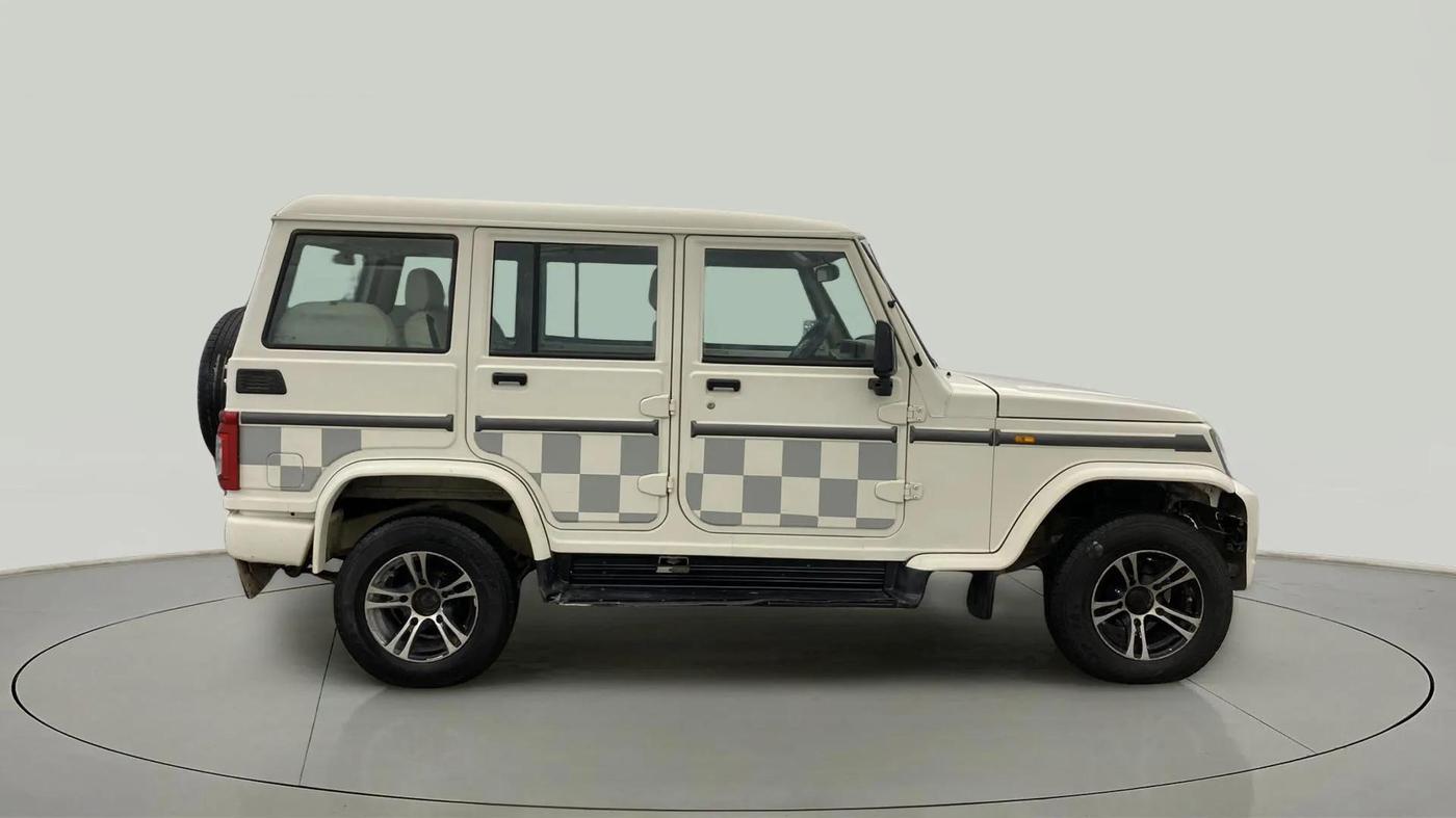 2022 Mahindra Bolero B6 (O), Diesel, Manual, 36,818 km, Right Side View