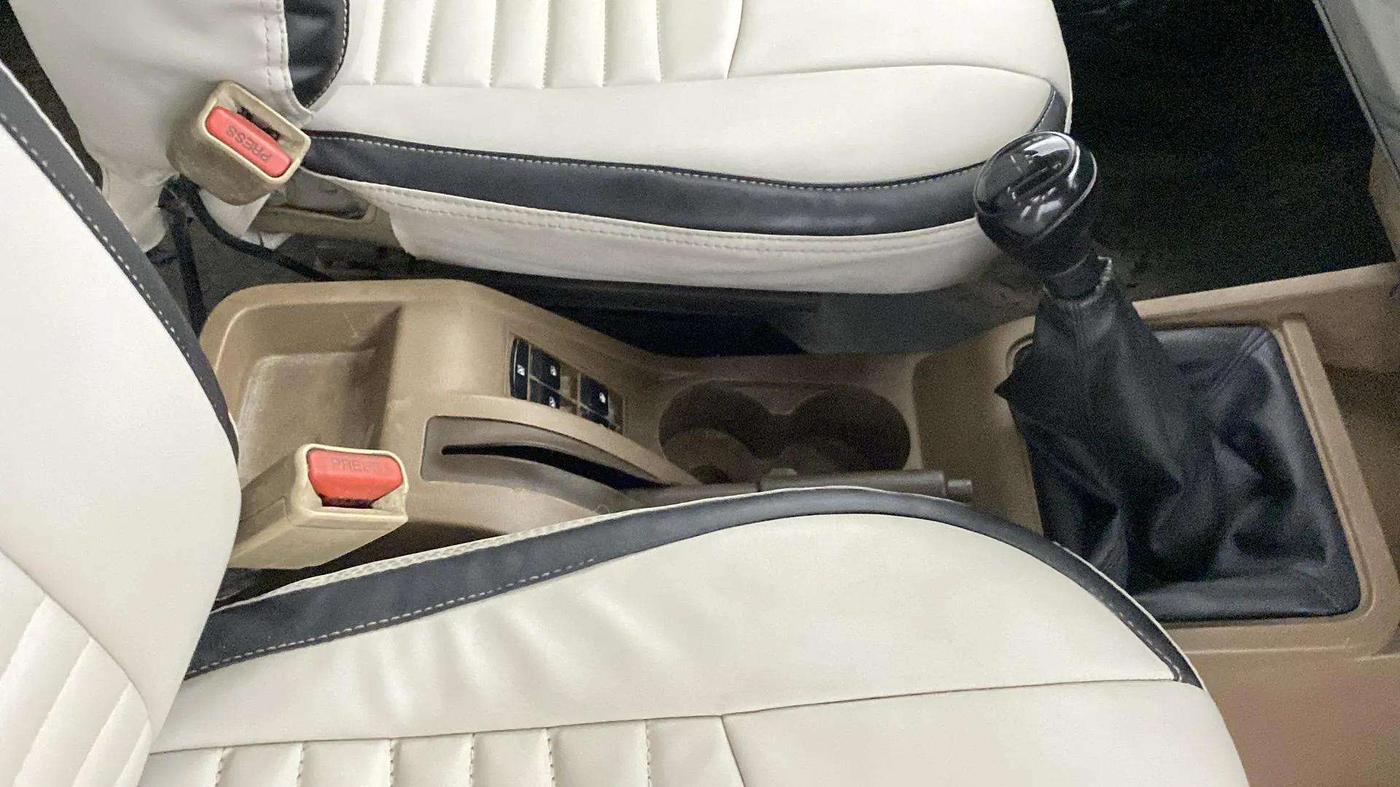 2022 Mahindra Bolero B6 (O), Diesel, Manual, 36,818 km, Gear Lever