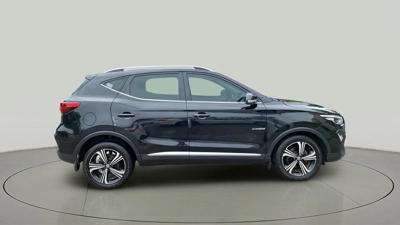 2022 MG ASTOR SHARP 1.5 MT, Petrol, Manual, 52,905 km, Right Side View