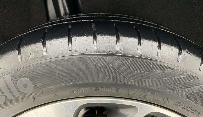 2020 Maruti Baleno ZETA PETROL 1.2, Petrol, Manual, 71,056 km, Right Rear Tyre Tread