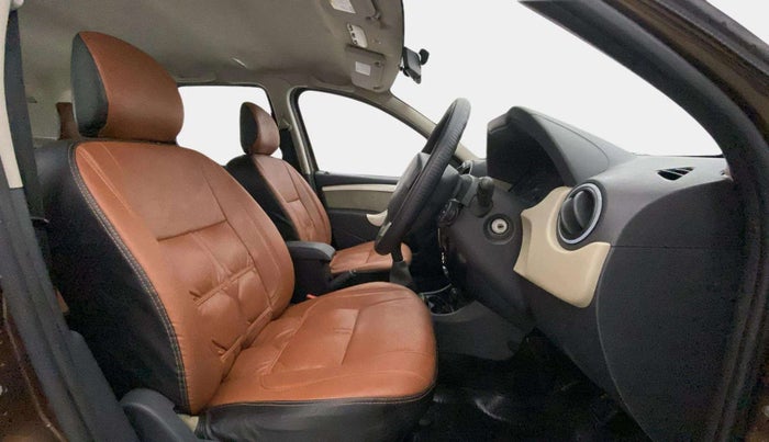 2013 Renault Duster 85 PS RXL PLUS DIESEL, Diesel, Manual, 92,534 km, Right Side Front Door Cabin