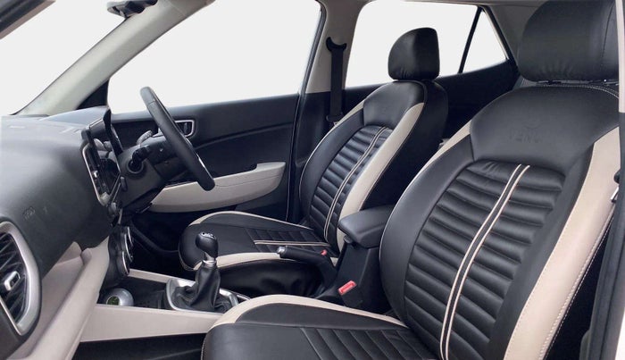 2022 Hyundai VENUE SX 1.2 PETROL, Petrol, Manual, 24,865 km, Right Side Front Door Cabin