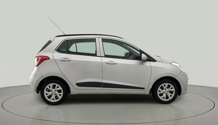 2018 Hyundai Grand i10 SPORTZ 1.2 KAPPA VTVT, Petrol, Manual, 26,186 km, Right Side View