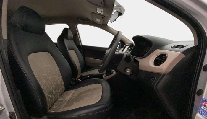 2018 Hyundai Grand i10 SPORTZ 1.2 KAPPA VTVT, Petrol, Manual, 26,186 km, Right Side Front Door Cabin