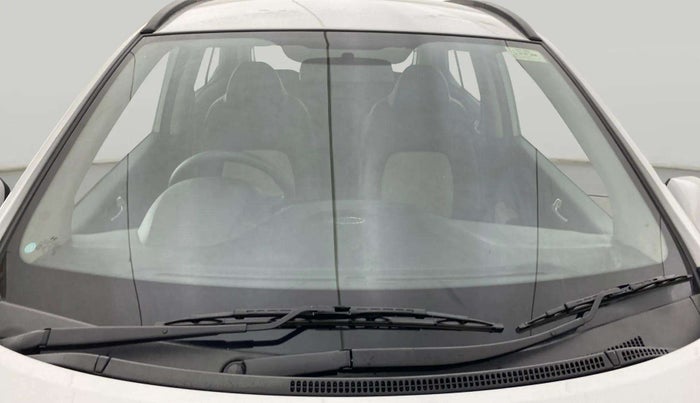 2018 Hyundai Grand i10 SPORTZ 1.2 KAPPA VTVT, Petrol, Manual, 26,186 km, Front Windshield