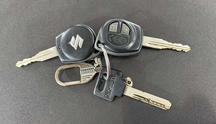 2017 Maruti Baleno DELTA PETROL 1.2, Petrol, Manual, 47,529 km, Key Close Up