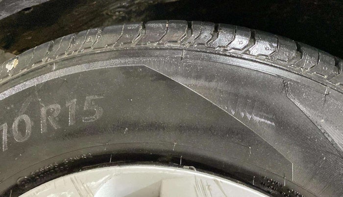 2017 Maruti Baleno DELTA PETROL 1.2, Petrol, Manual, 47,529 km, Left Rear Tyre Tread