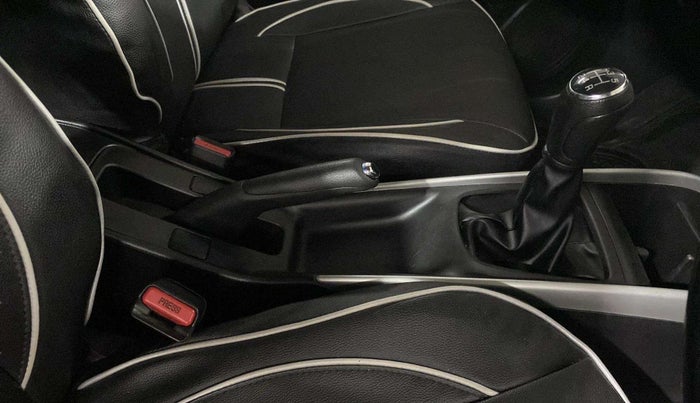 2017 Maruti Baleno DELTA PETROL 1.2, Petrol, Manual, 47,529 km, Gear Lever