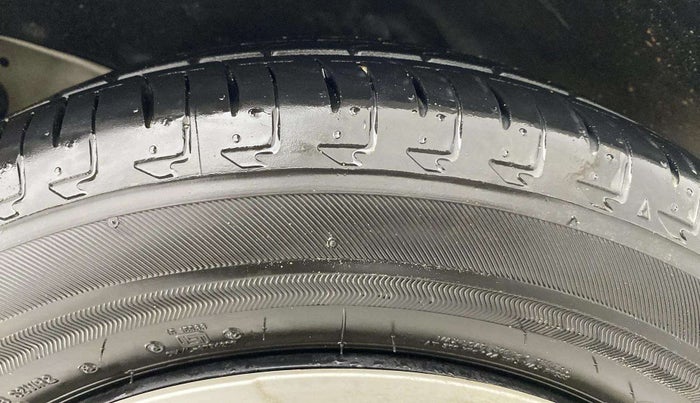 2018 Maruti IGNIS DELTA 1.2, Petrol, Manual, 24,823 km, Right Front Tyre Tread