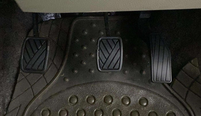 2017 Maruti Celerio VXI, Petrol, Manual, 13,241 km, Pedals