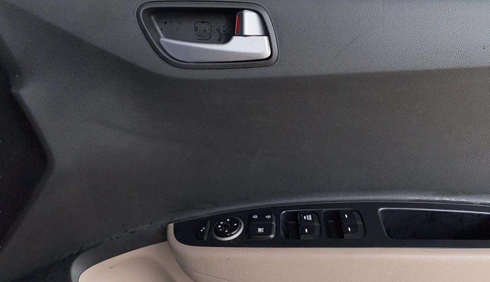 2019 Hyundai Grand i10 SPORTZ 1.2 KAPPA VTVT, Petrol, Manual, 40,764 km, Driver Side Door Panels Control