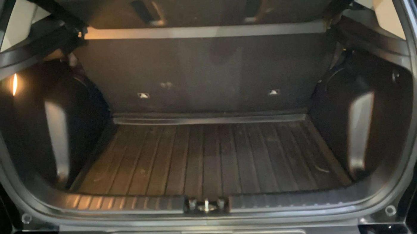 2020 KIA SONET HTX 1.0 IMT, Petrol, Manual, 35,841 km, Boot Inside