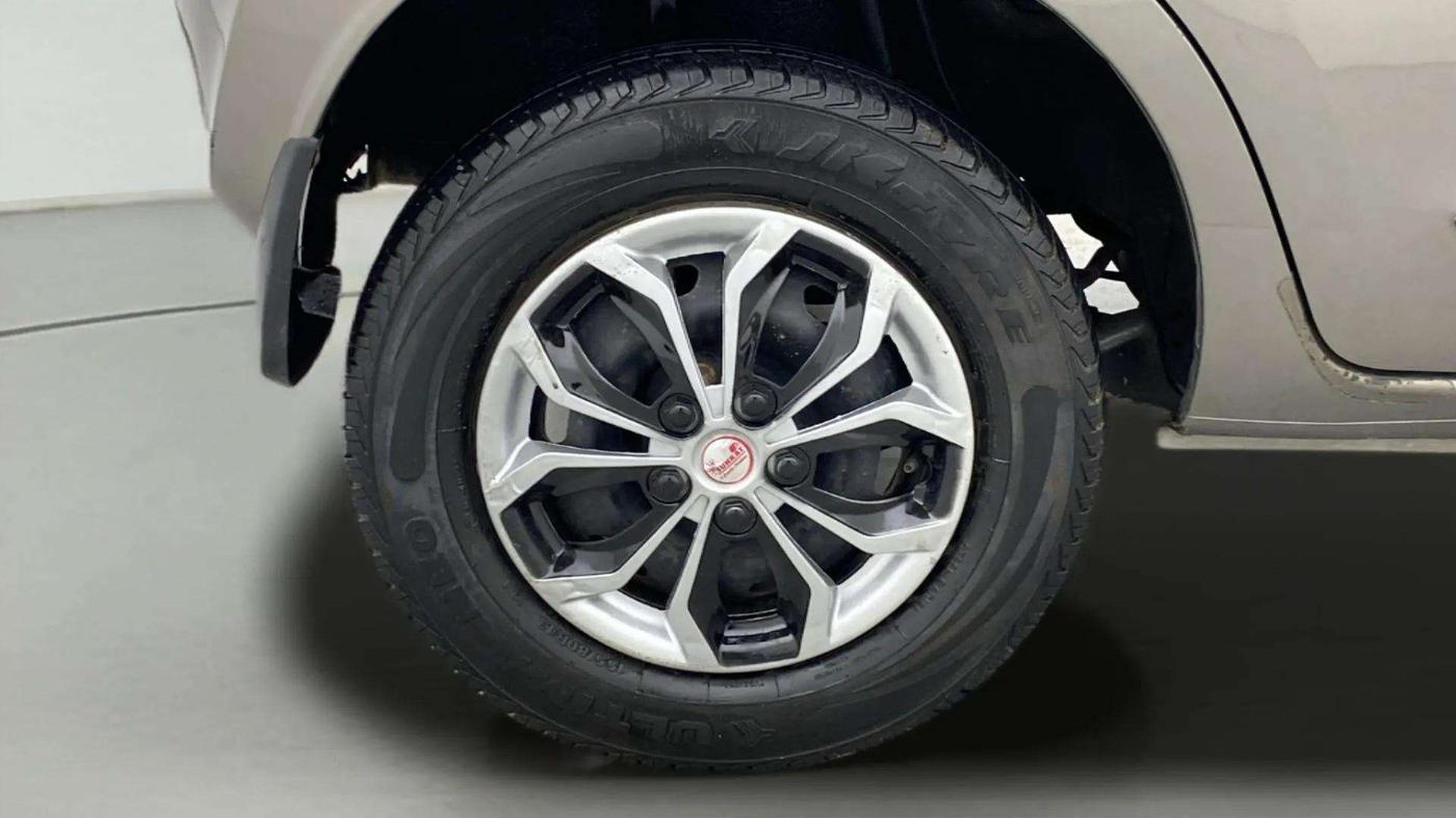 2019 Datsun Redi Go S 1.0 AMT, Petrol, Automatic, 43,908 km, Right Rear Wheel