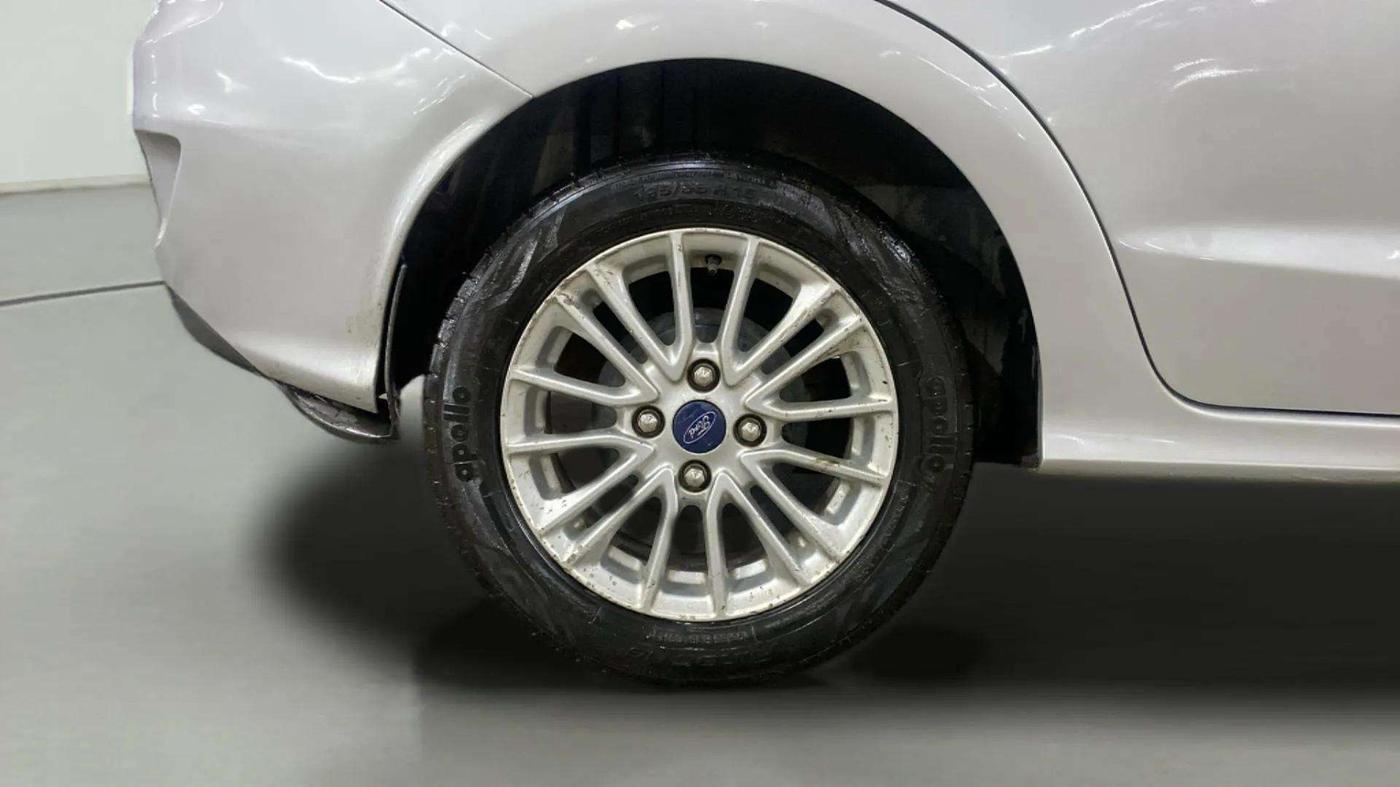 2020 Ford Figo Aspire TITANIUM1.5 DIESEL, Diesel, Manual, 70,644 km, Right Rear Wheel