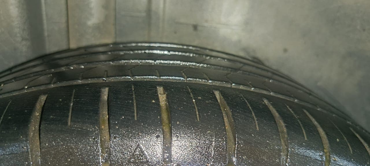 2020 Ford Figo Aspire TITANIUM1.5 DIESEL, Diesel, Manual, 70,644 km, Right Front Tyre Tread