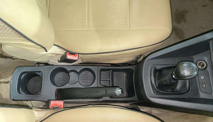 2020 Ford Figo Aspire TITANIUM1.5 DIESEL, Diesel, Manual, 70,536 km, Gear Lever