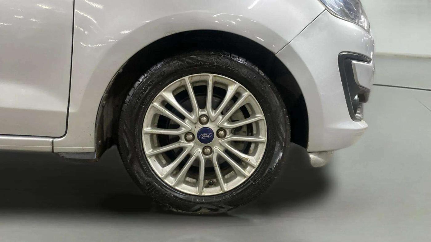 2020 Ford Figo Aspire TITANIUM1.5 DIESEL, Diesel, Manual, 70,644 km, Right Front Wheel