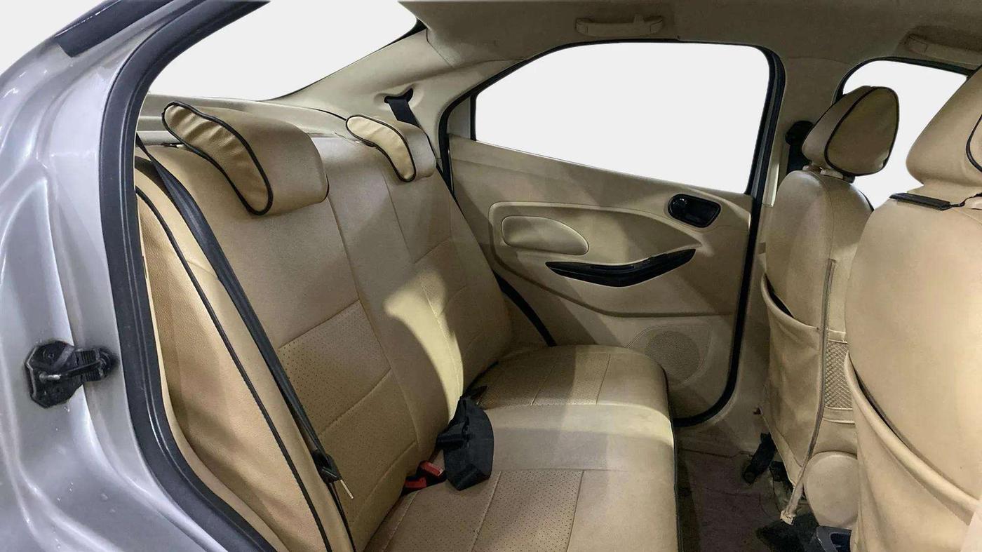 2020 Ford Figo Aspire TITANIUM1.5 DIESEL, Diesel, Manual, 70,644 km, Right Side Rear Door Cabin