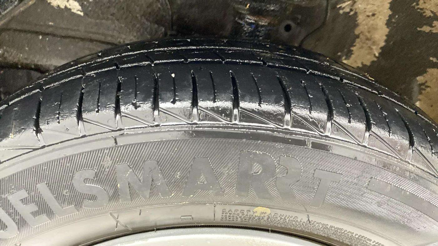 2022 Maruti S PRESSO LXI, Petrol, Manual, 30,709 km, Left Front Tyre Tread