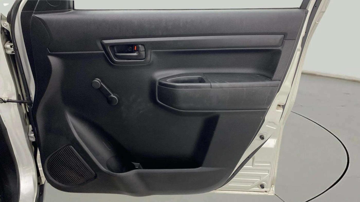 2022 Maruti S PRESSO LXI, Petrol, Manual, 30,709 km, Driver Side Door Panels Control