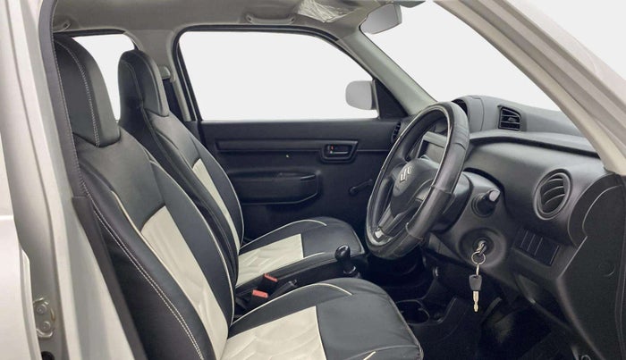 2022 Maruti S PRESSO LXI, Petrol, Manual, 30,501 km, Right Side Front Door Cabin