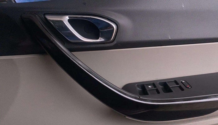 2019 Tata Tiago XZ PLUS PETROL, Petrol, Manual, 41,327 km, Driver Side Door Panels Control