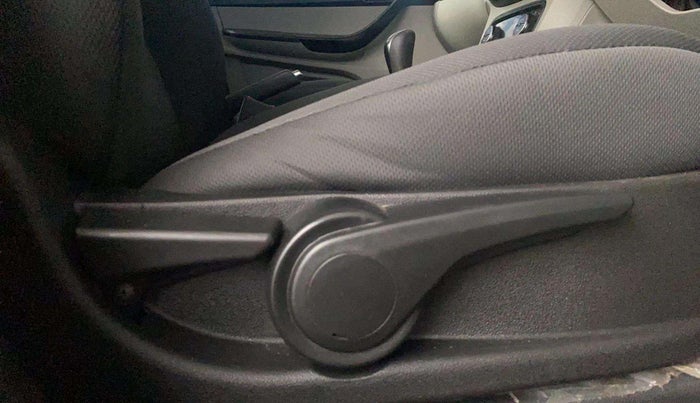 2019 Tata Tiago XZ PLUS PETROL, Petrol, Manual, 41,327 km, Driver Side Adjustment Panel