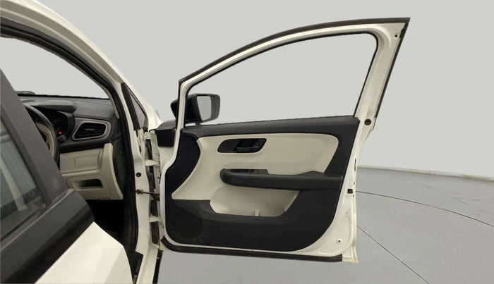 2021 Tata ALTROZ XE PLUS DIESEL, Diesel, Manual, 86,924 km, RHS Front Door