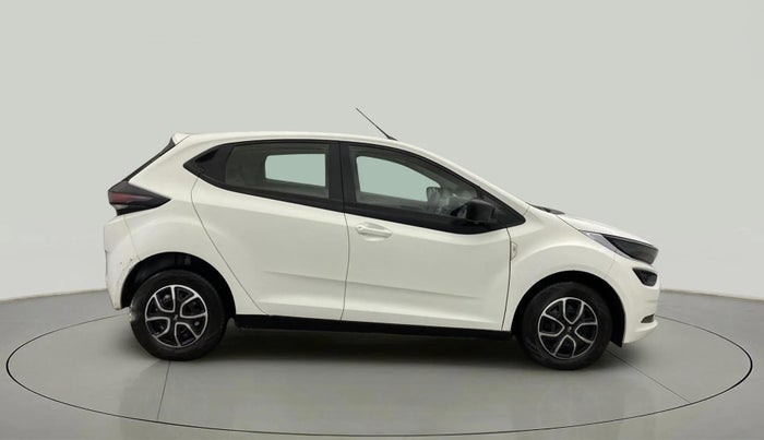 2021 Tata ALTROZ XE PLUS DIESEL, Diesel, Manual, 86,924 km, Right Side View